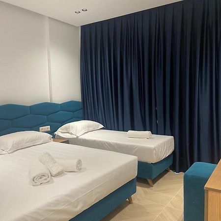 Villa Center קסאמיל מראה חיצוני תמונה