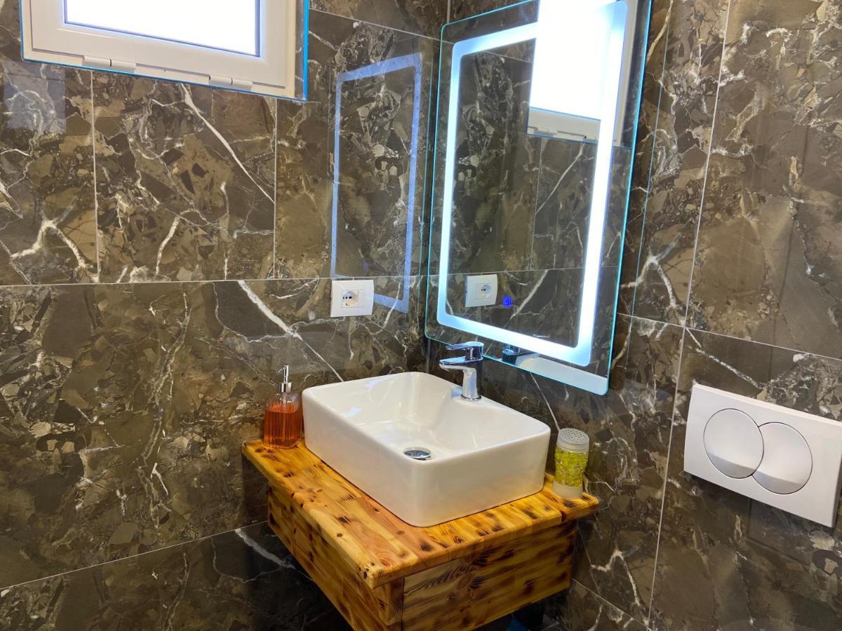 Villa Center קסאמיל מראה חיצוני תמונה